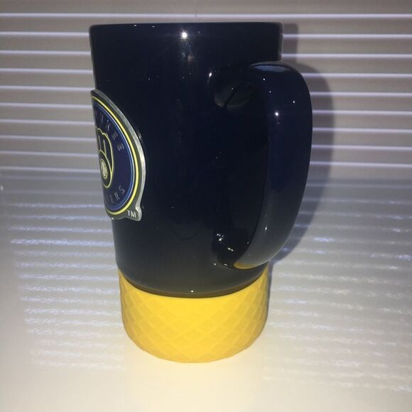 Milwaukee Brewers Official Merch Mug w/Pewter logo - Picture 3 of 10